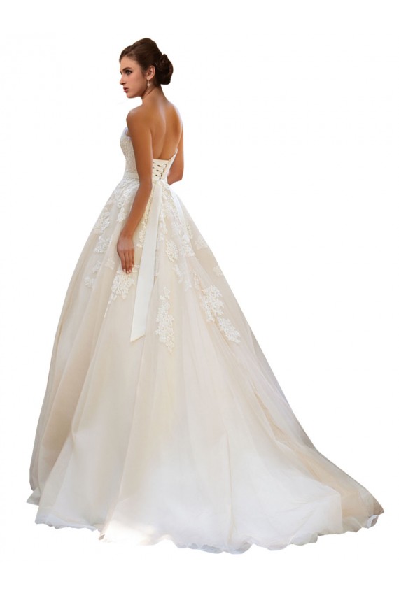 Sweetheart Ball Gown Tulle Wedding Dress with Lace Bodice